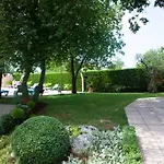 Apartmán In With Terrace, Air Conditioning, Wifi, Washing Machine *