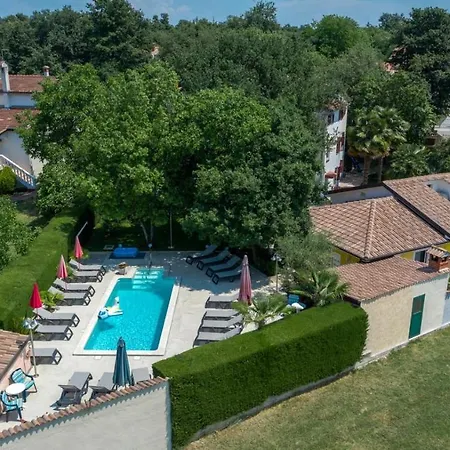 Apartmán In With Terrace, Air Conditioning, Wifi, Washing Machine Poreč